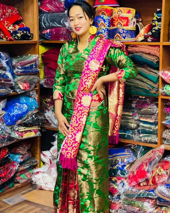  Tamang Female dress